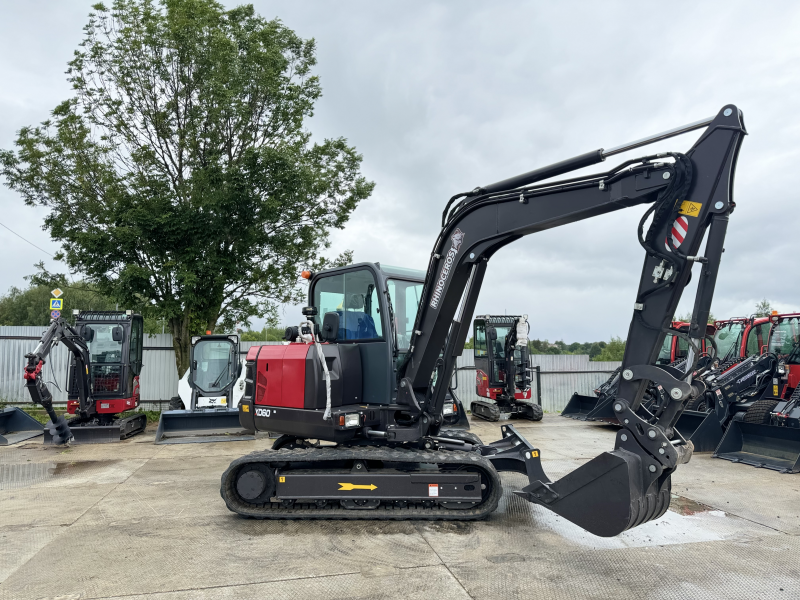 Мини-экскаватор QUADTRAC EX60 (6 т, кабина, А/С, квикаплер, поворотная стрела) HV Market