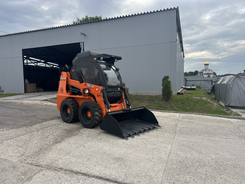 Мини-погрузчик DELCO SSL175 ИНДИЯ
