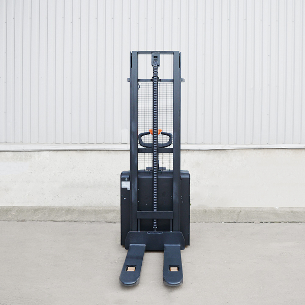 Самоходный штабелер OXLIFT BX1536E 3600 мм 1500 кг с платформой для оператора